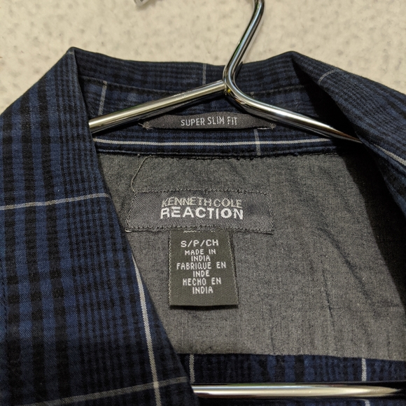 Kenneth Cole Reaction super slim fit small (S) - Picture 2 of 3